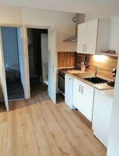Appartement Joyeuse, De 27m2 Joyeuse
