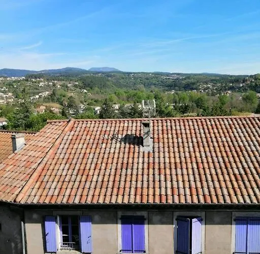 Appartement Joyeuse, De 27m2 Joyeuse