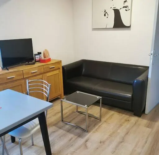 Appartement Joyeuse, De 27m2